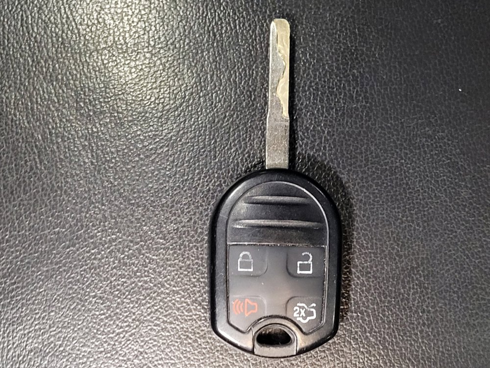 Used 2018 Ford Escape SEL FWD image 32