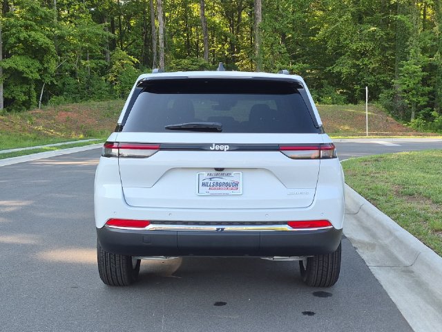 New 2026 Jeep Grand Cherokee Laredo X RWD image 12