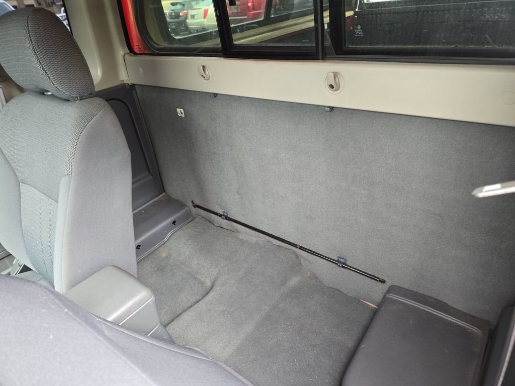 Used 2002 Nissan Frontier XE image 23