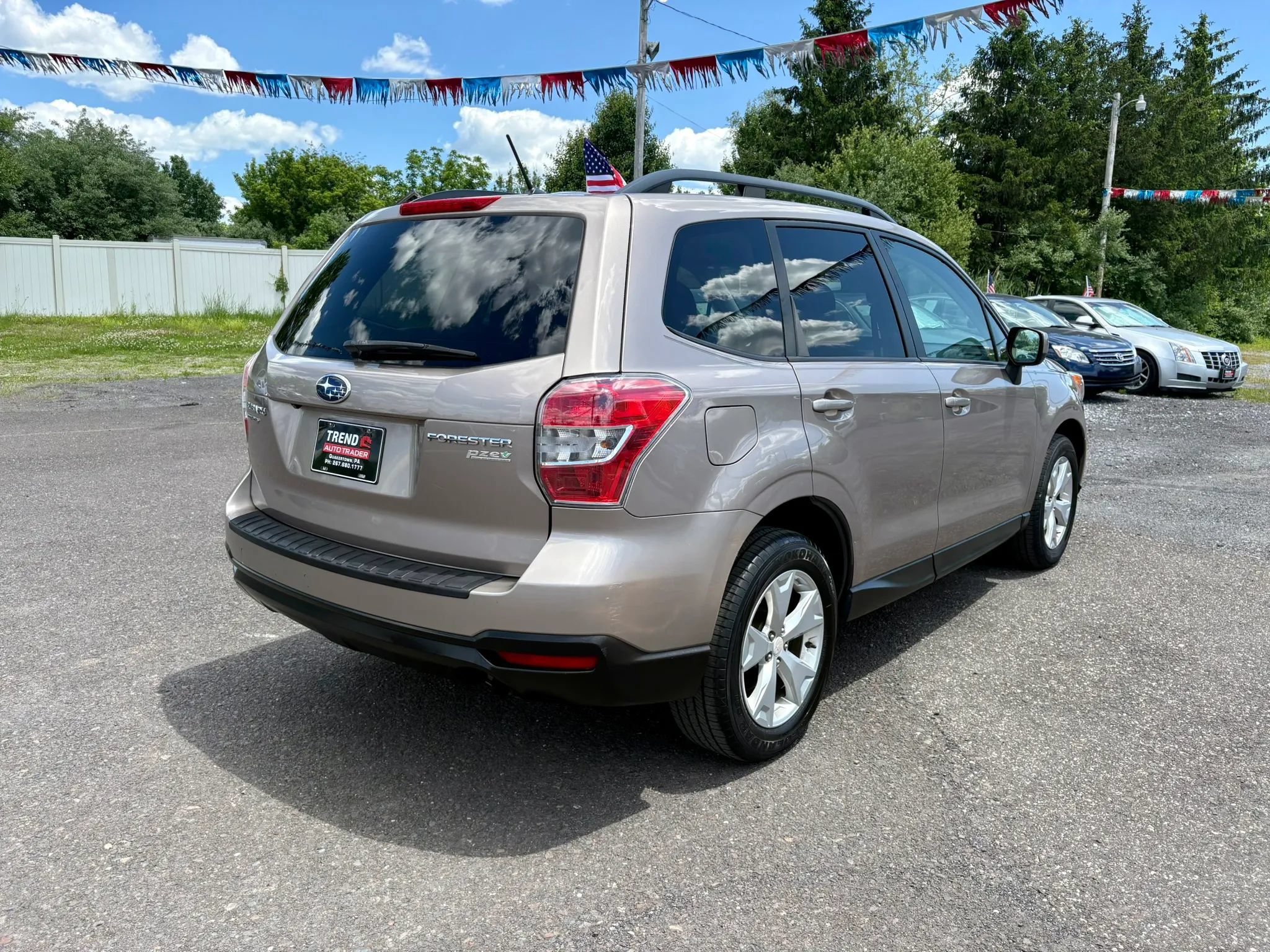 Used 2015 Subaru Forester 2.5i Premium w/ All-Weather Package AWD/4WD image 5