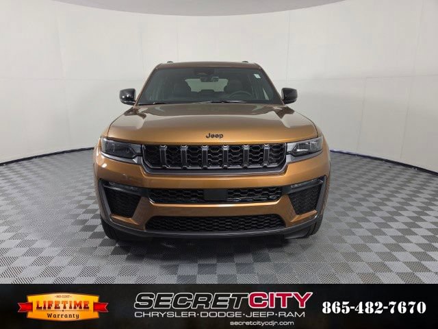 New 2026 Jeep Grand Cherokee Limited w/ Limited Altitude Package AWD/4WD video 2