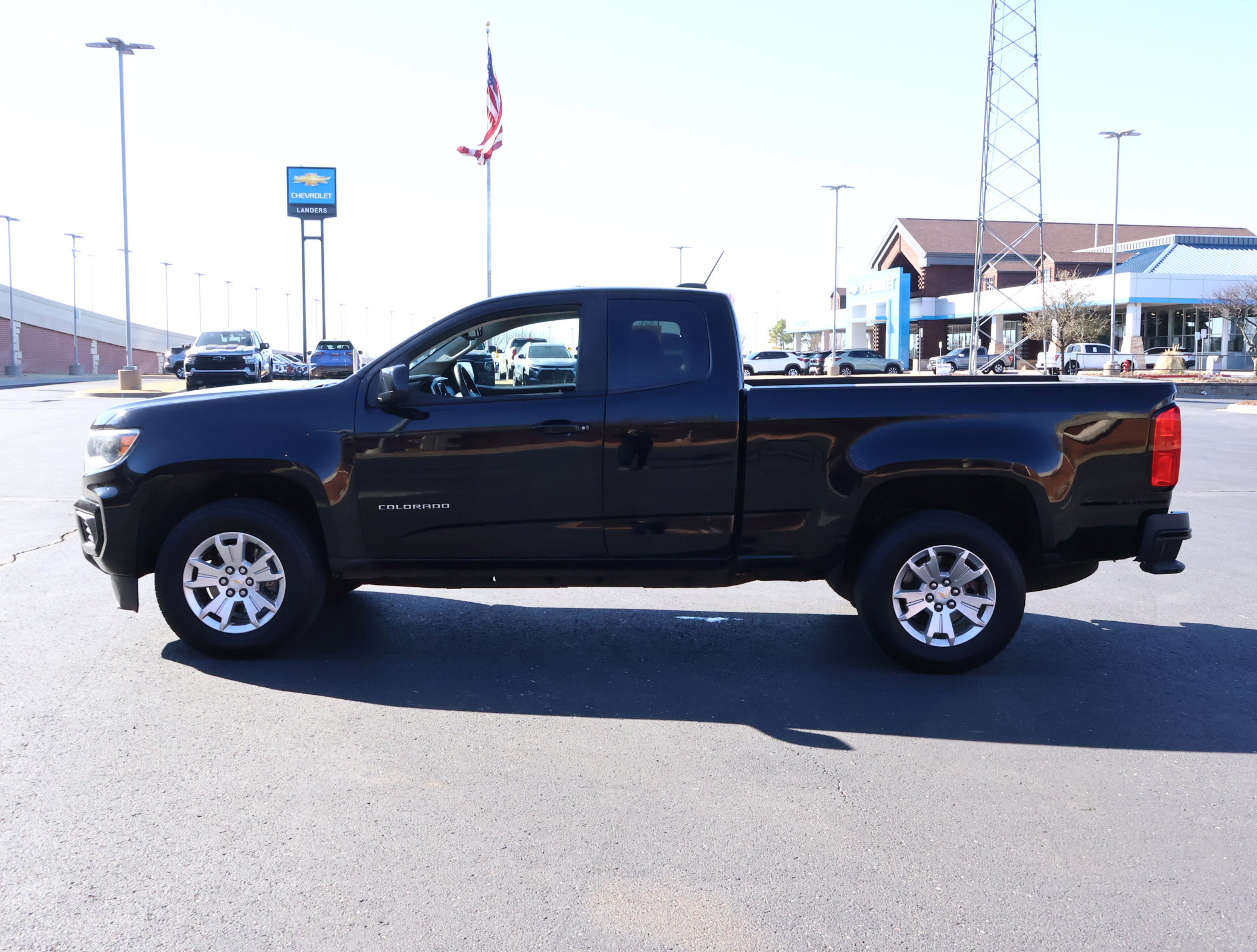 Used 2022 Chevrolet Colorado LT w/ Fleet Safety Package image 26