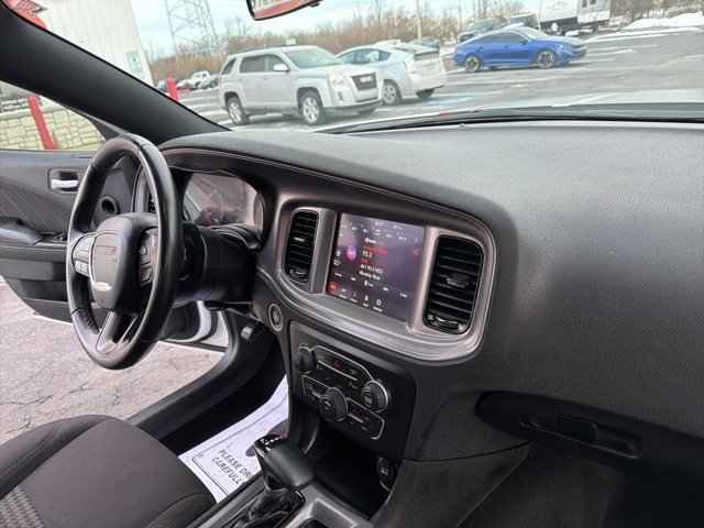 Used 2023 Dodge Charger SXT w/ Blacktop Package image 24
