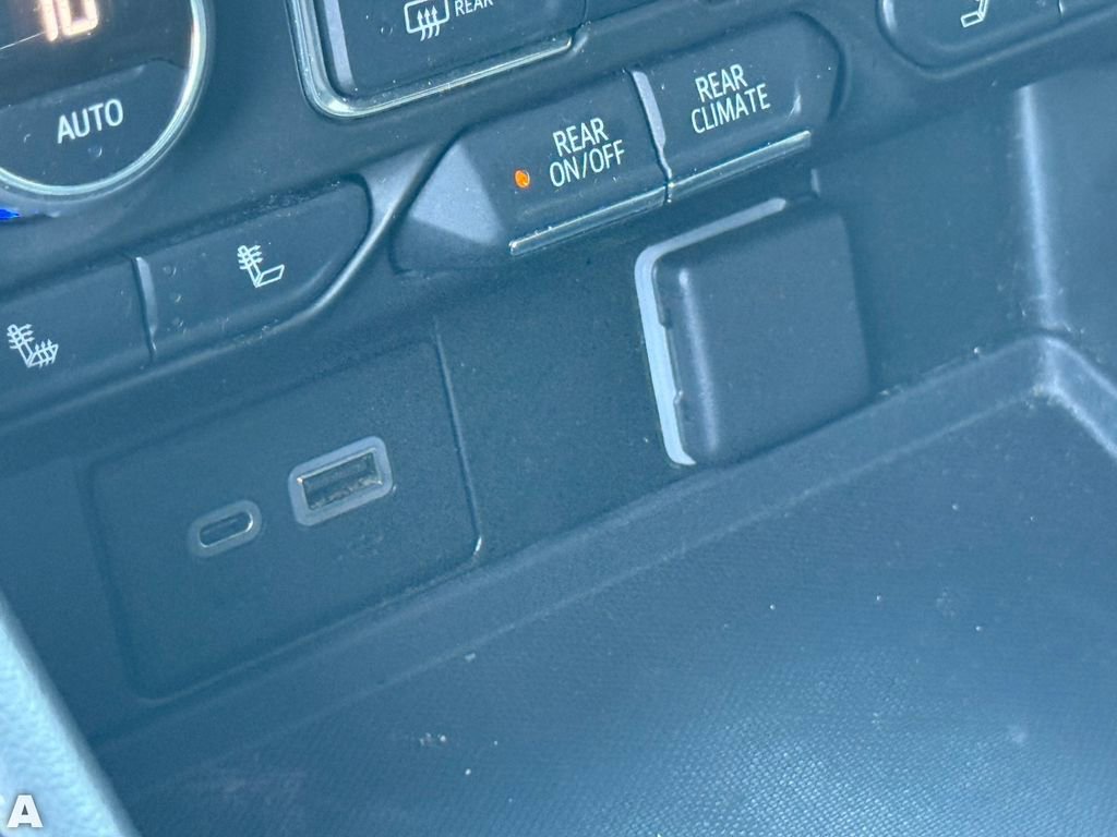 Used 2021 Chevrolet Tahoe LT image 23