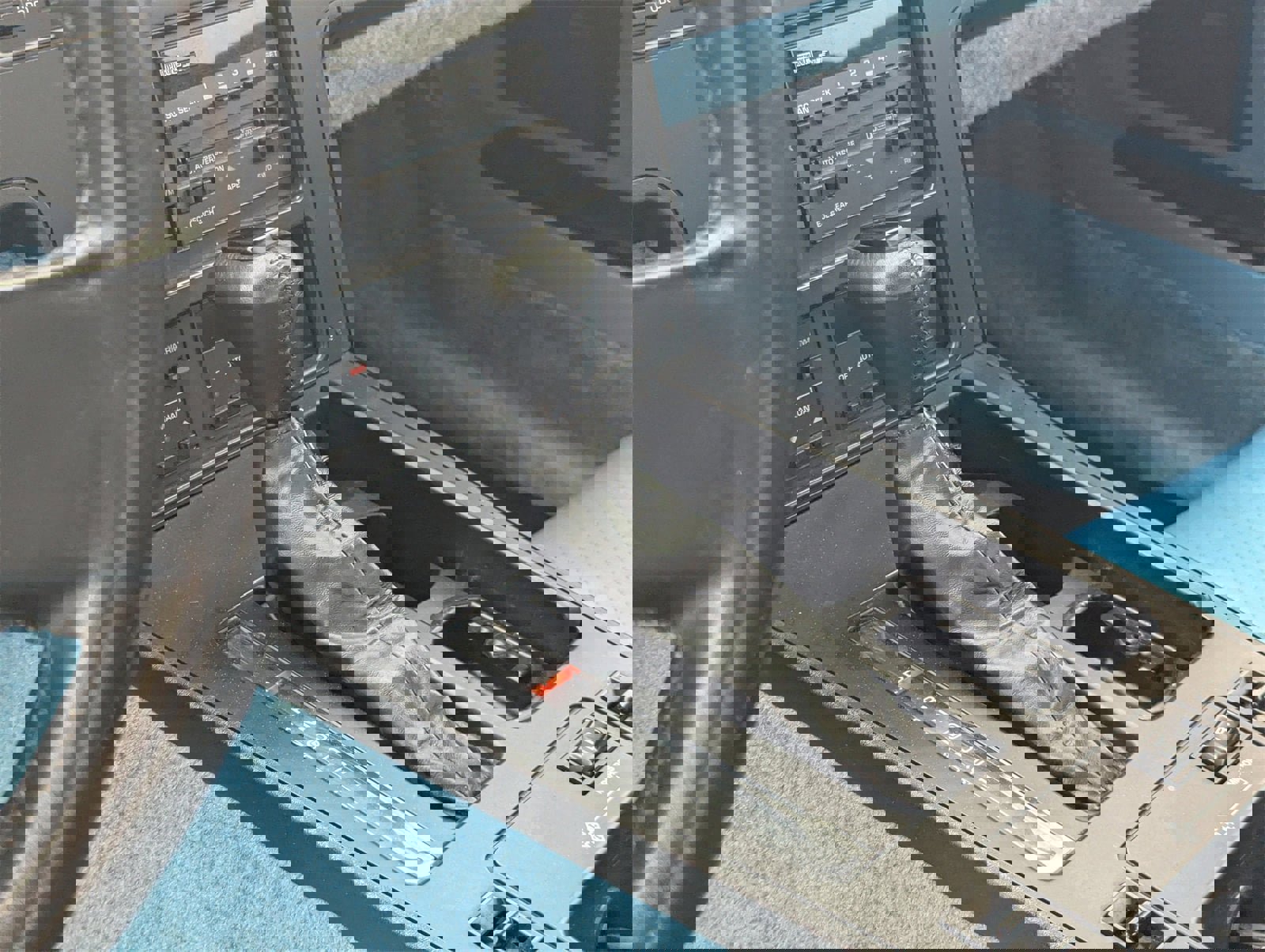 Used 1987 Chevrolet Corvette Convertible image 9