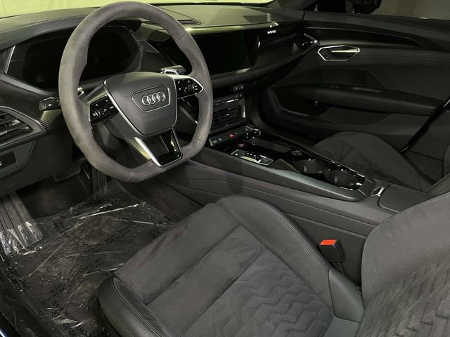 Used 2024 Audi e-tron GT Premium Plus AWD/4WD image 4