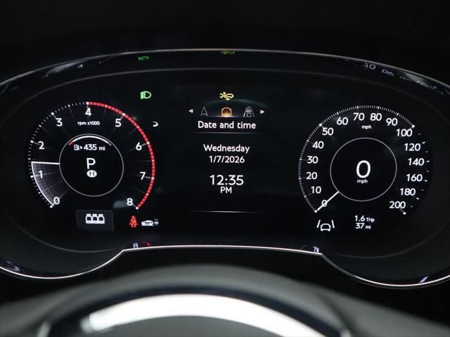 Used 2025 Bentley Bentayga Extended Wheelbase AWD/4WD image 35
