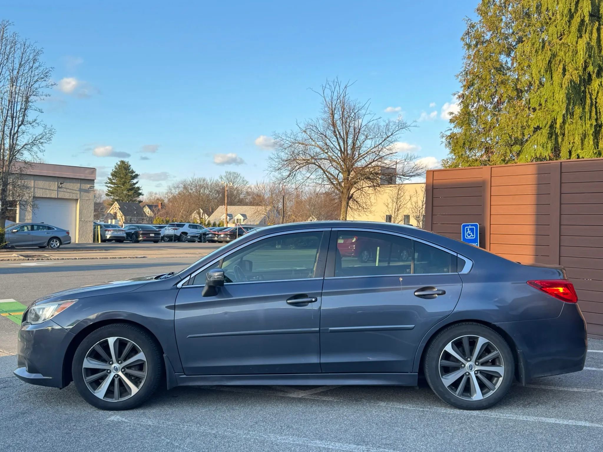 Used 2015 Subaru Legacy 2.5i Limited image 2