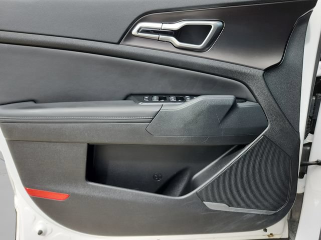 Certified 2025 Kia Sportage EX FWD image 31