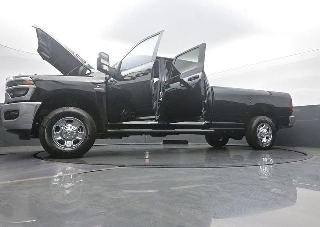 New 2026 RAM 3500 Tradesman AWD/4WD image 59