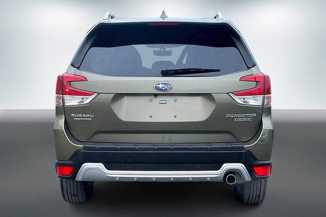 Used 2023 Subaru Forester Touring image 4