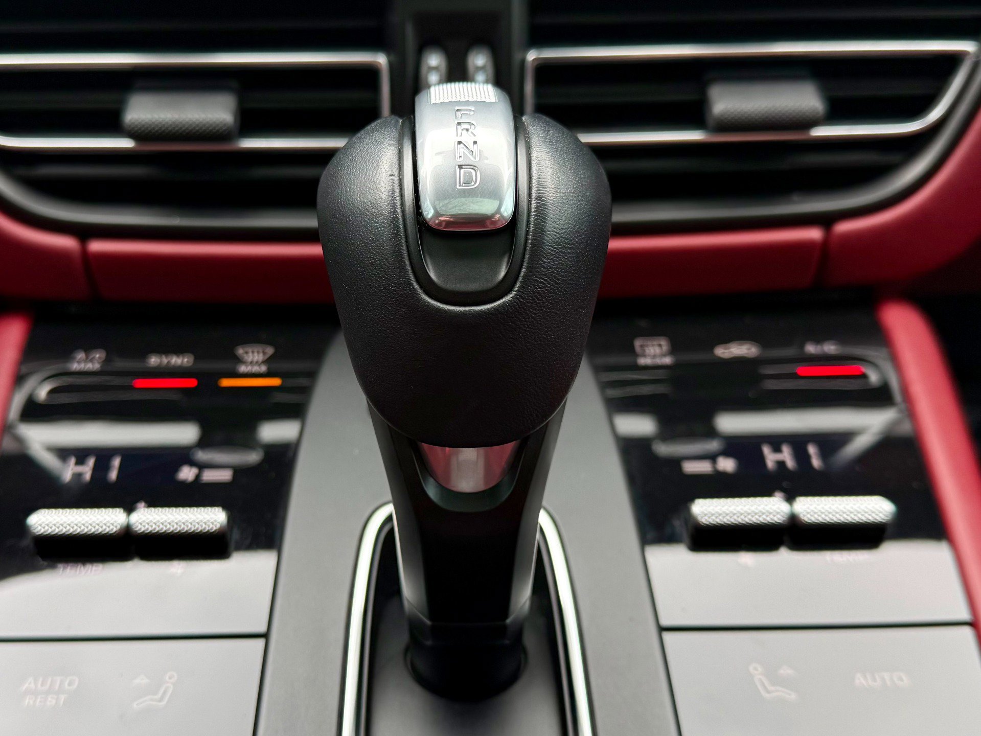 Used 2023 Porsche Macan GTS image 41