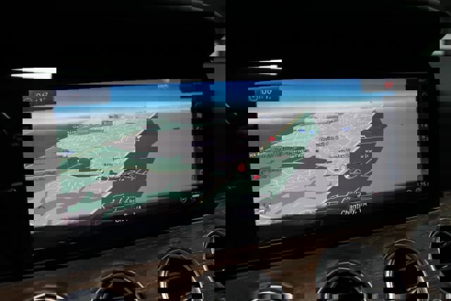 Used 2018 Mercedes-Benz E 300 4MATIC w/ Premium 1 Package image 18