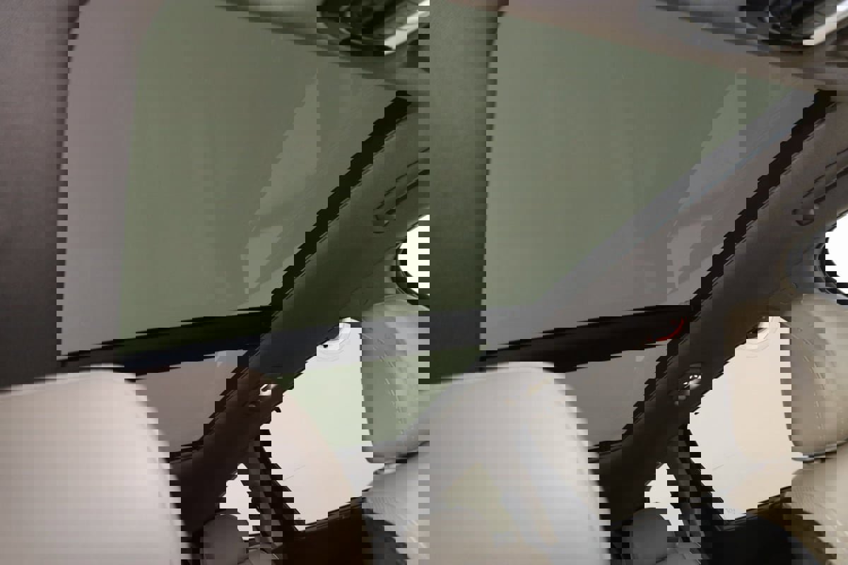 Used 2021 Hyundai Santa Fe Limited w/ Cargo Package image 11