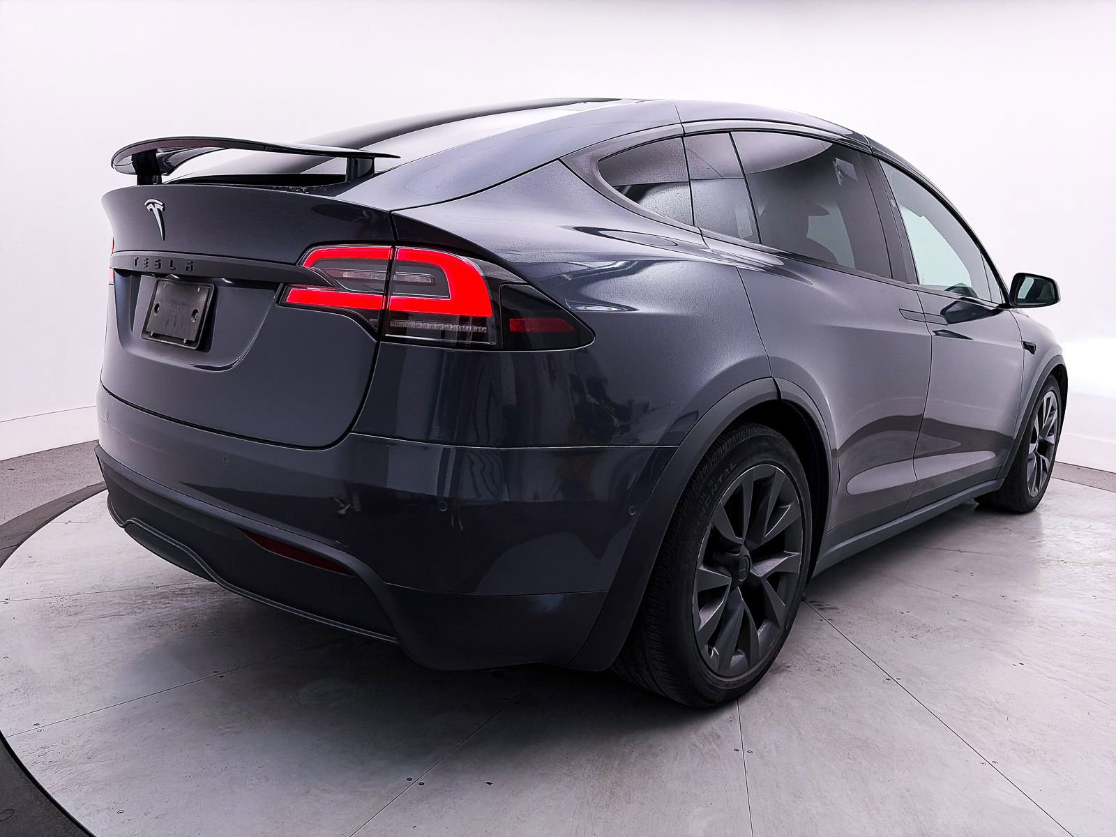Used 2023 Tesla Model X image 14