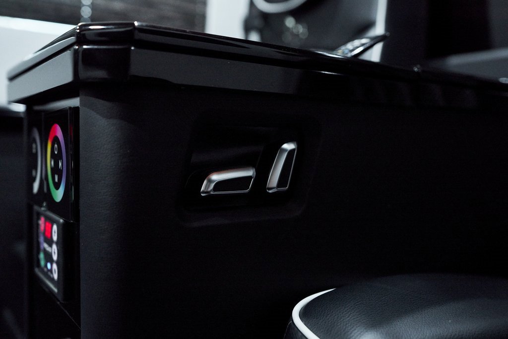 Used 2017 Mercedes-Benz Sprinter 3500 image 64