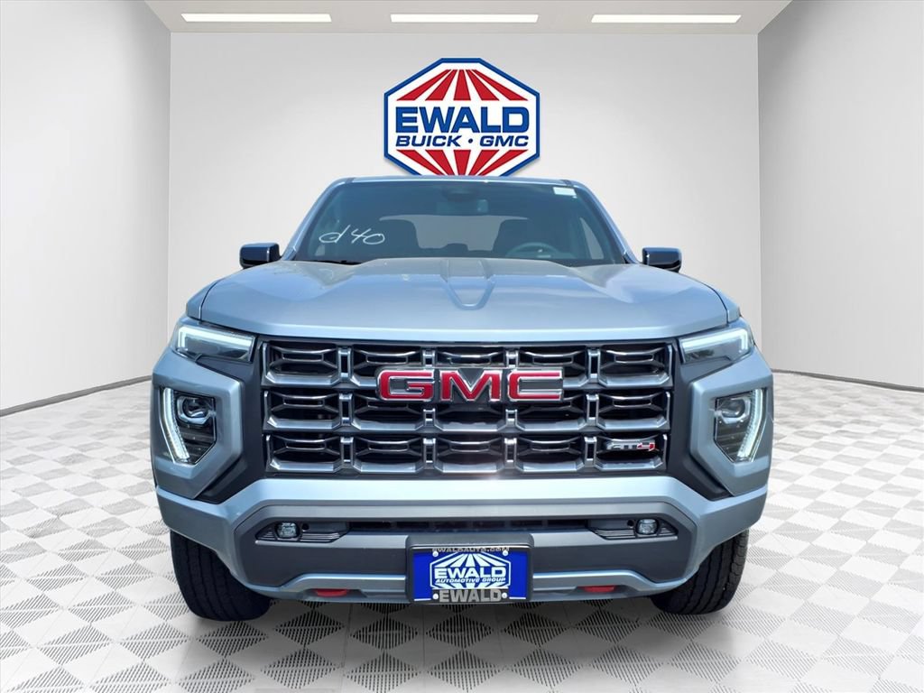 New 2026 GMC Canyon AT4 w/ AT4 Premium Package AWD/4WD image 5