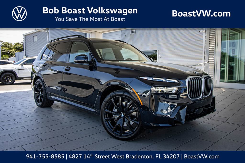 Used 2025 BMW X7 xDrive40i w/ M Sport Package AWD/4WD image 1