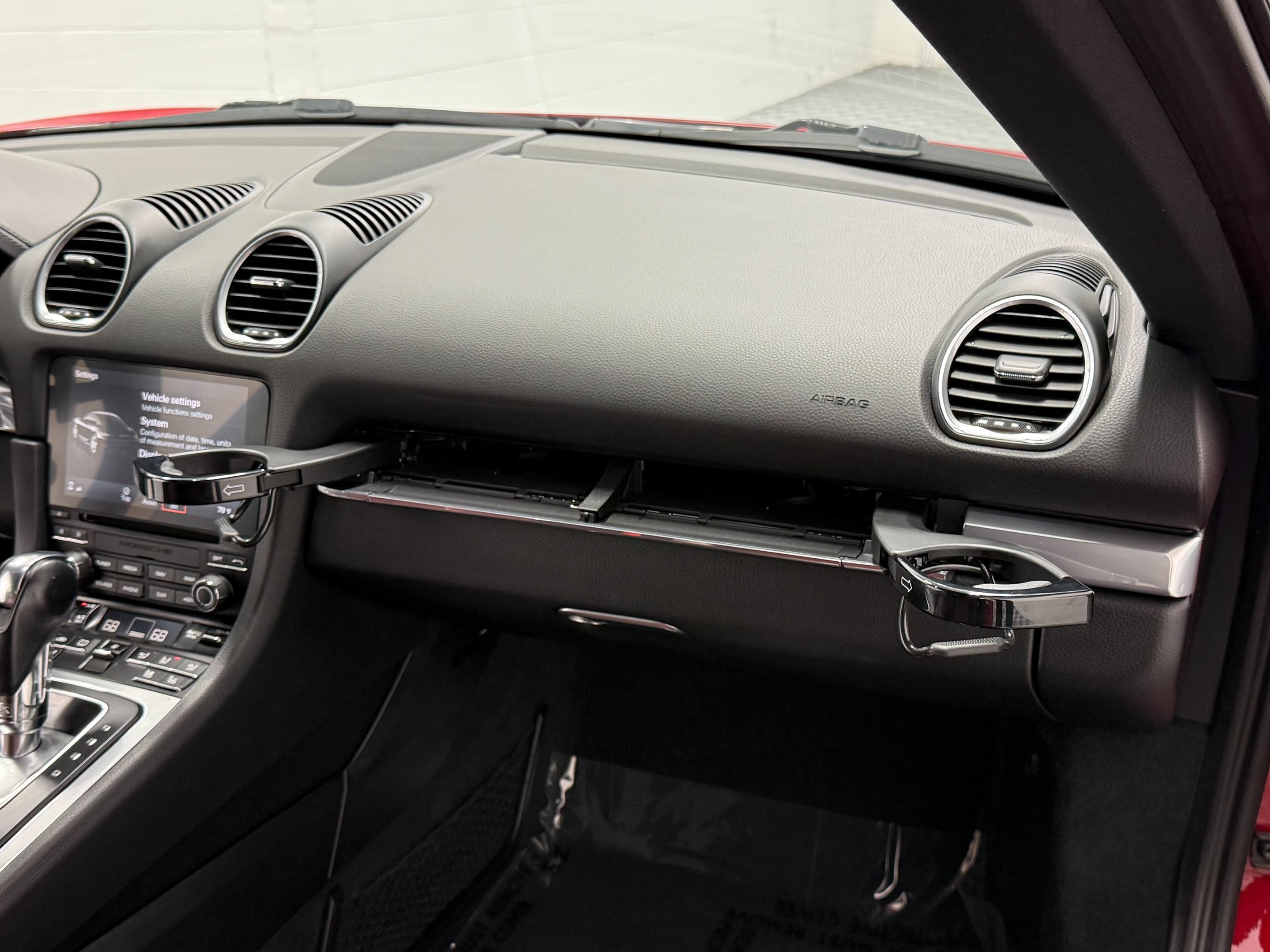 Used 2019 Porsche 718 Cayman GTS RWD image 25