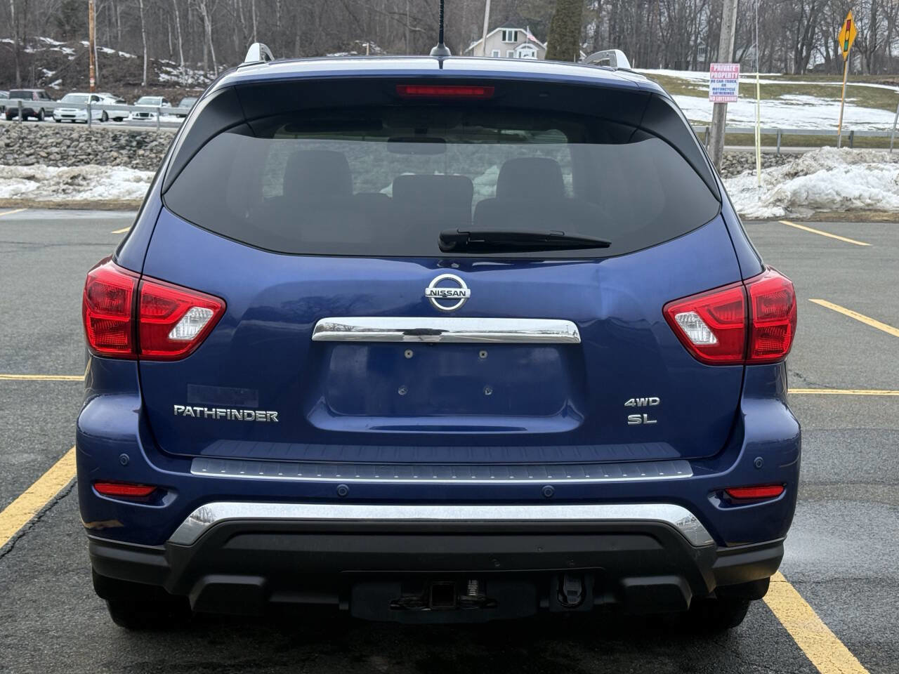 Used 2017 Nissan Pathfinder SL w/ SL Premium Package image 5