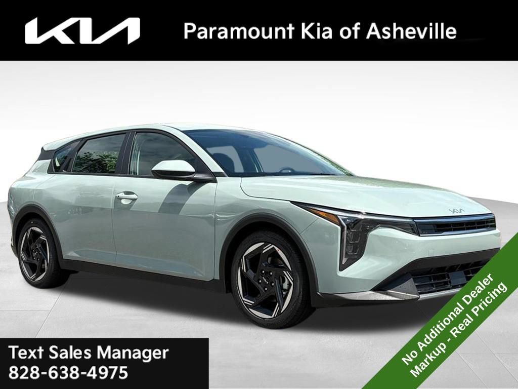New 2026 Kia K4 EX