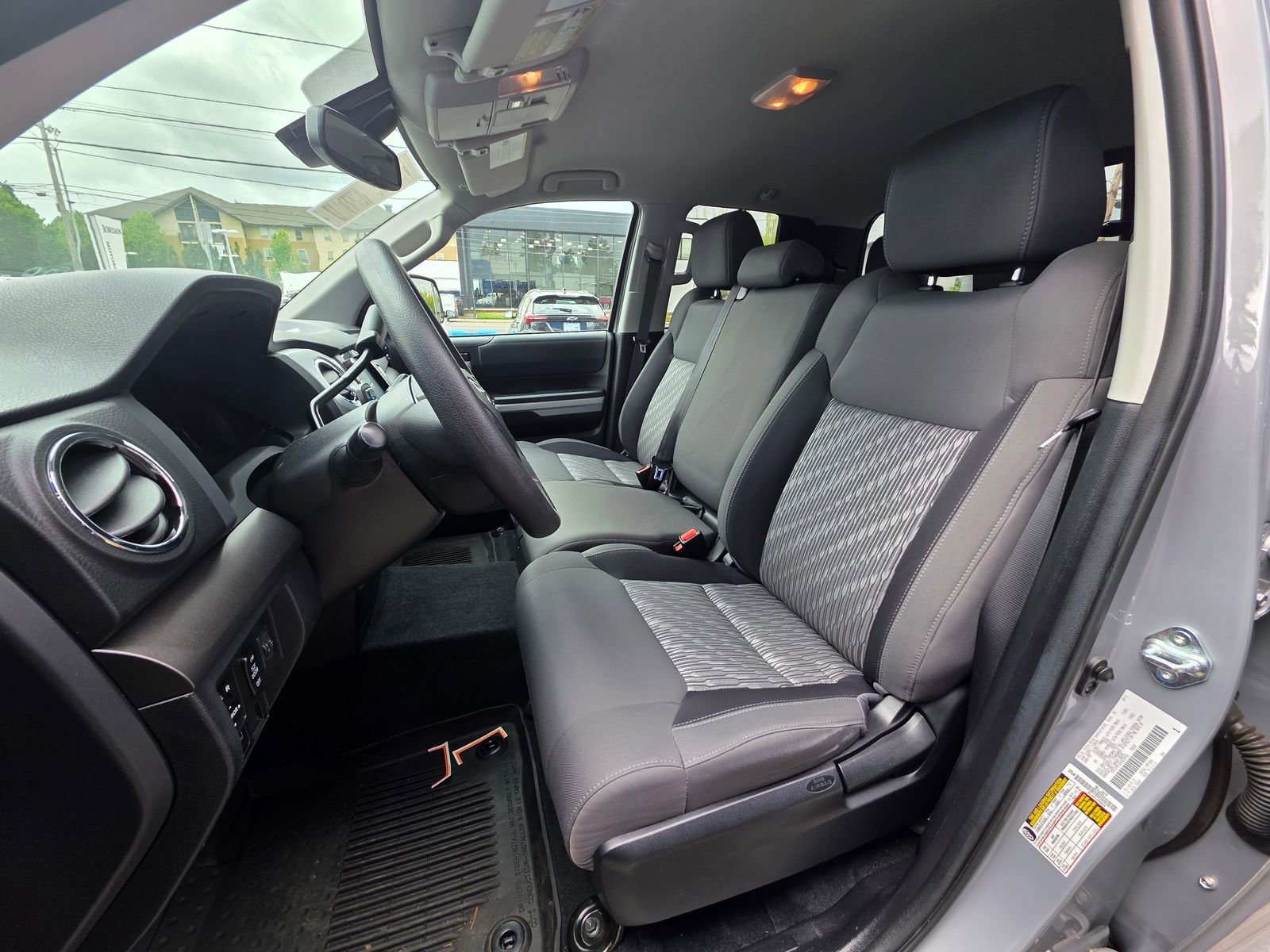 Used 2021 Toyota Tundra SR5 AWD/4WD image 11