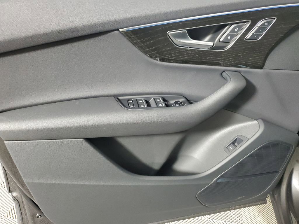 New 2026 Audi Q7 2.0T Premium AWD/4WD image 19
