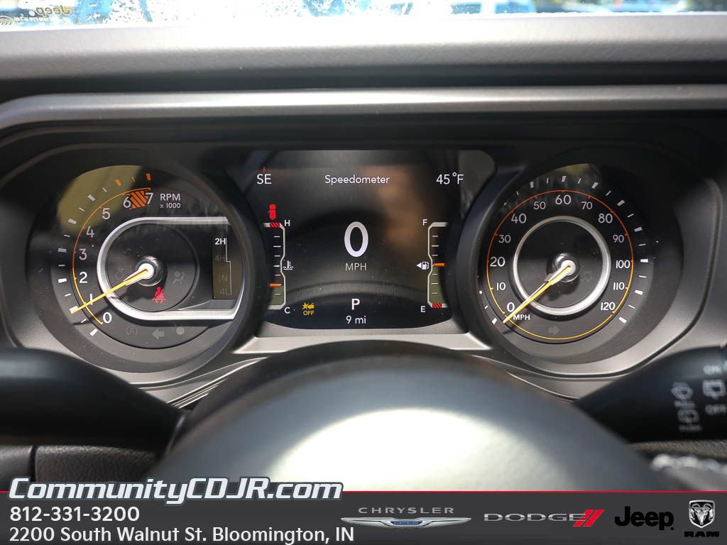New 2026 Jeep Wrangler Unlimited Rubicon w/ Technology Group image 13