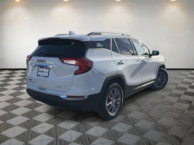 Used 2024 GMC Terrain SLT image 5