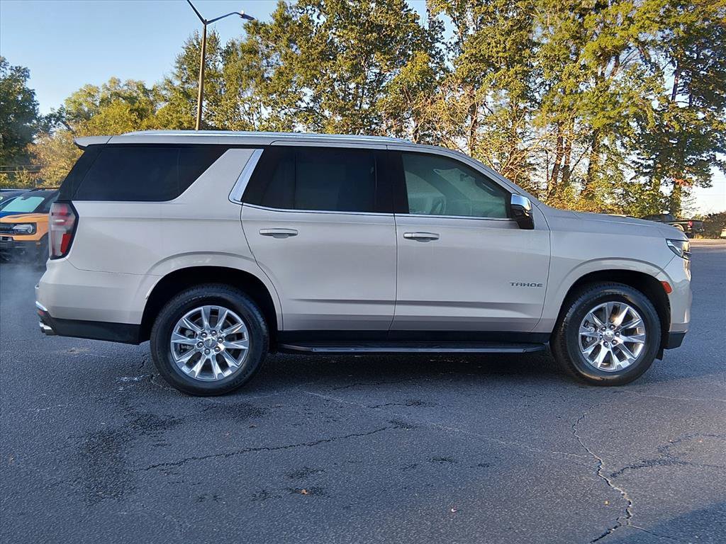 Used 2021 Chevrolet Tahoe Premier w/ Premium Package AWD/4WD image 3