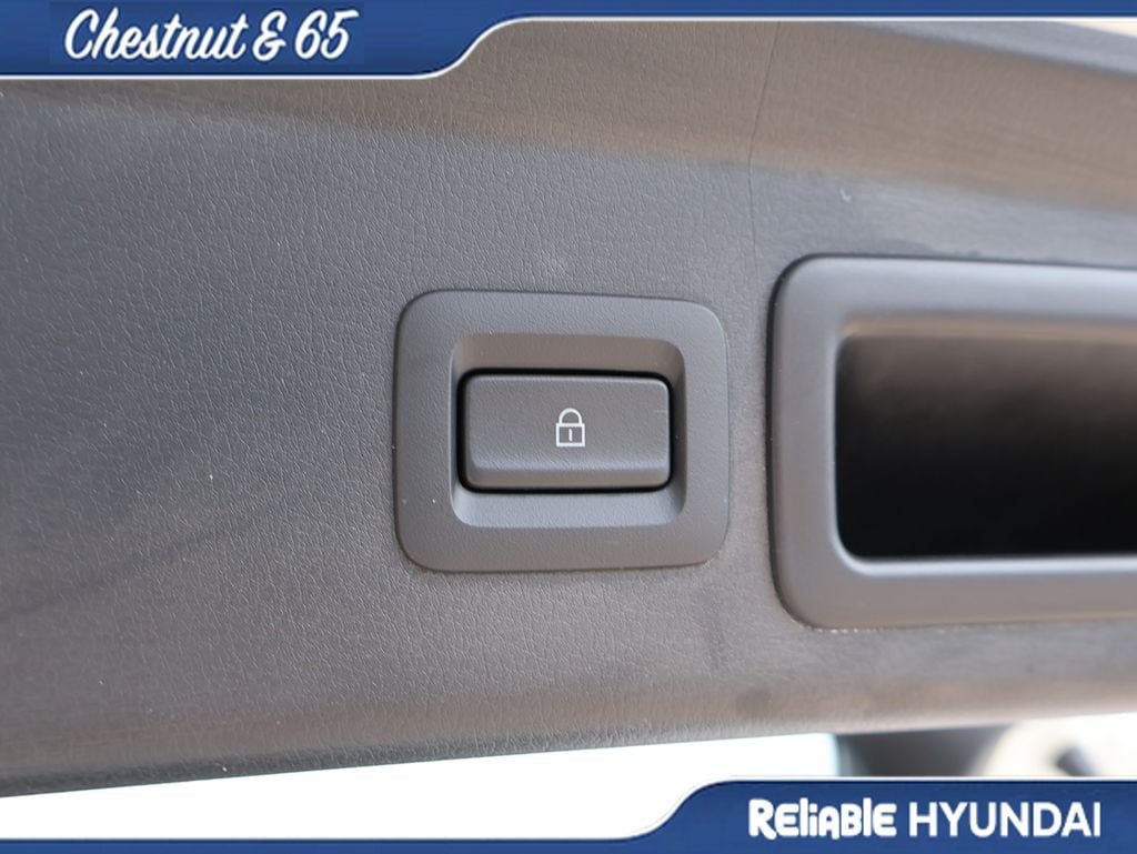 Used 2021 MAZDA CX-30 FWD 2.5 S w/ Select Package image 17