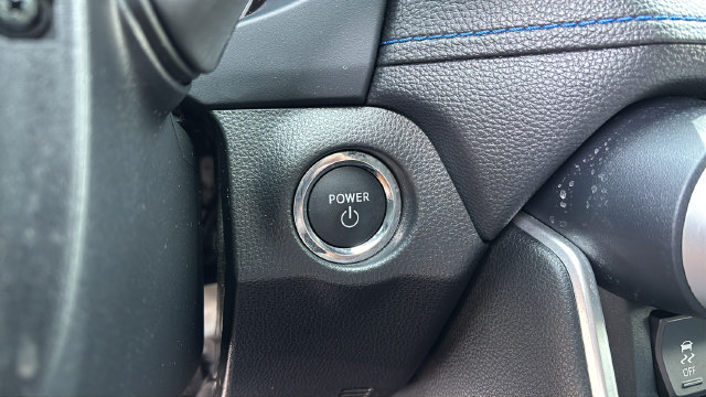 Used 2025 Toyota RAV4 SE w/ Convenience Package AWD/4WD image 29