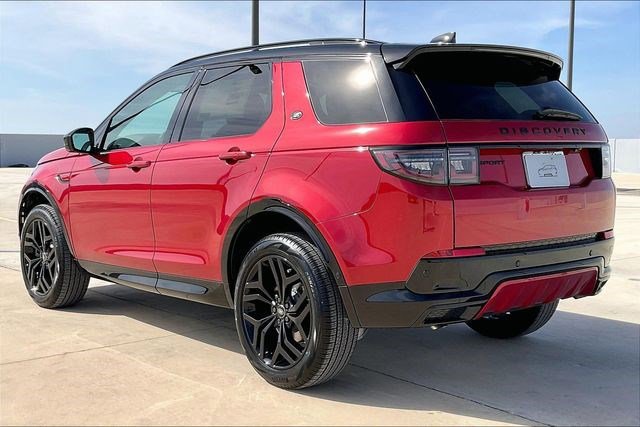 New 2026 Land Rover Discovery Sport Landmark image 3