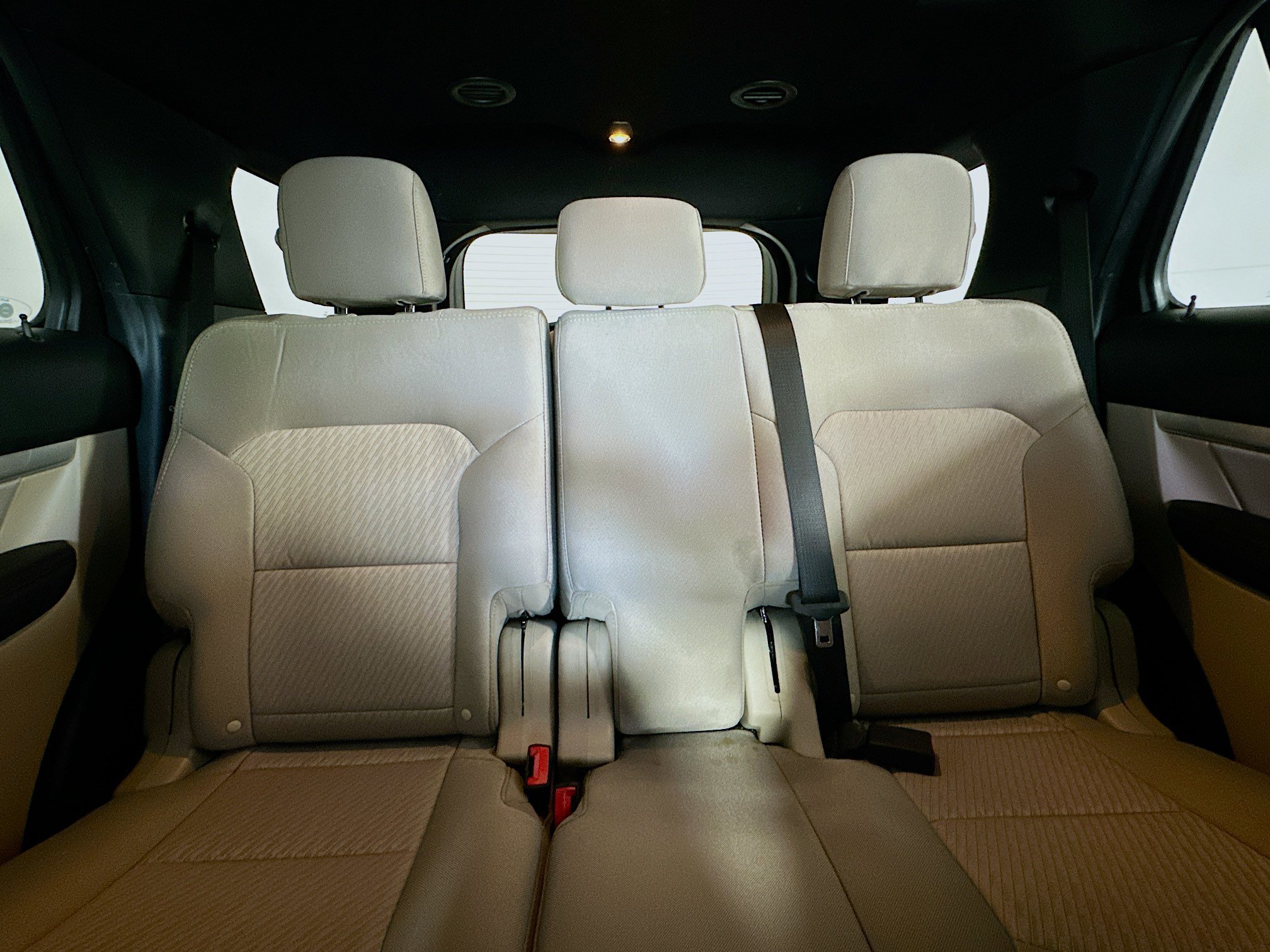 Used 2019 Ford Explorer FWD image 29