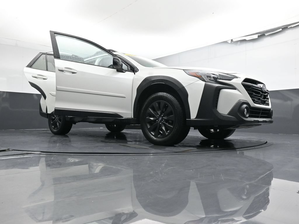 Used 2025 Subaru Outback Onyx Edition XT AWD/4WD image 38