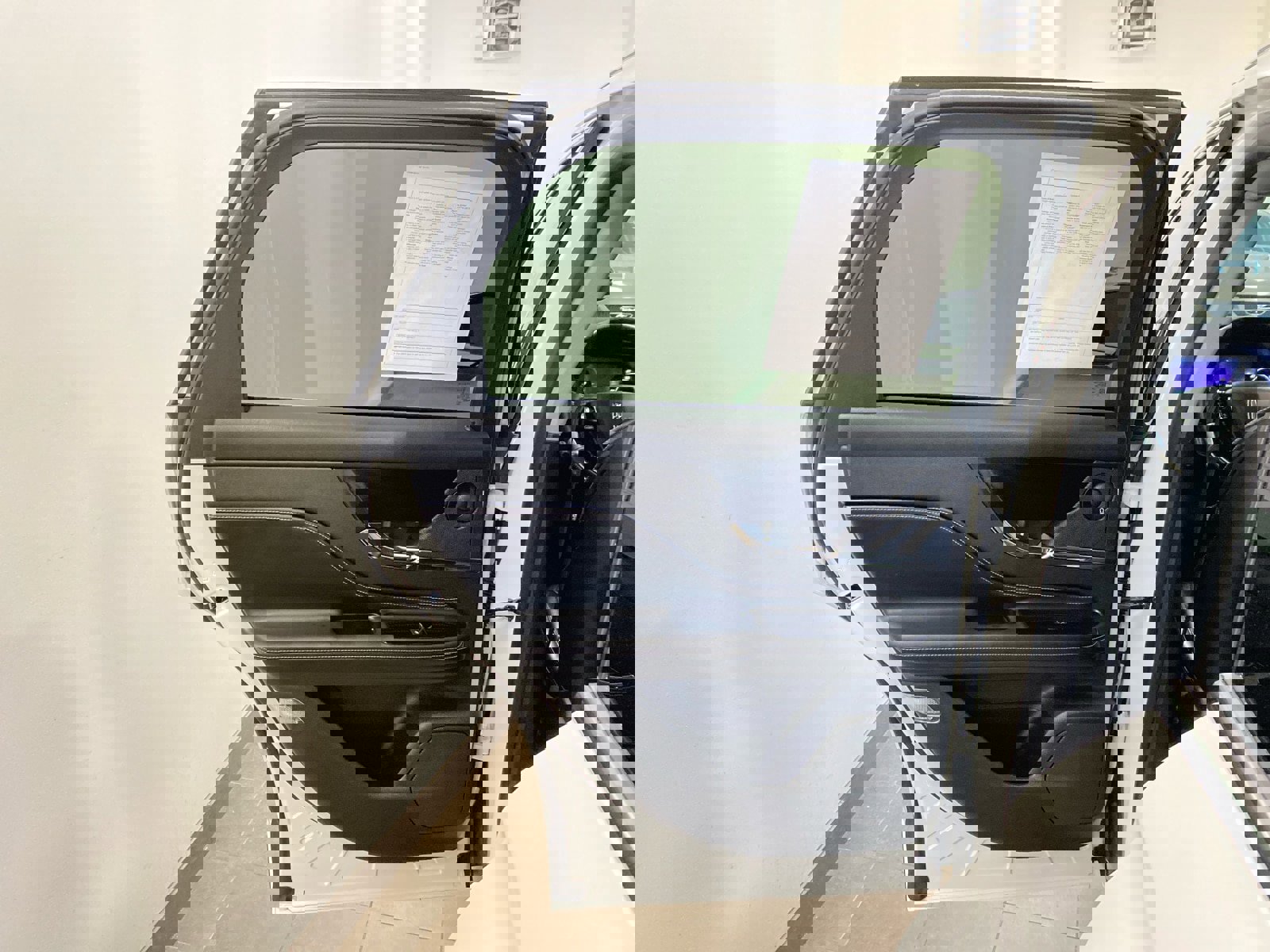 Used 2020 Lincoln Corsair Reserve w/ Equipment Group 201A image 9