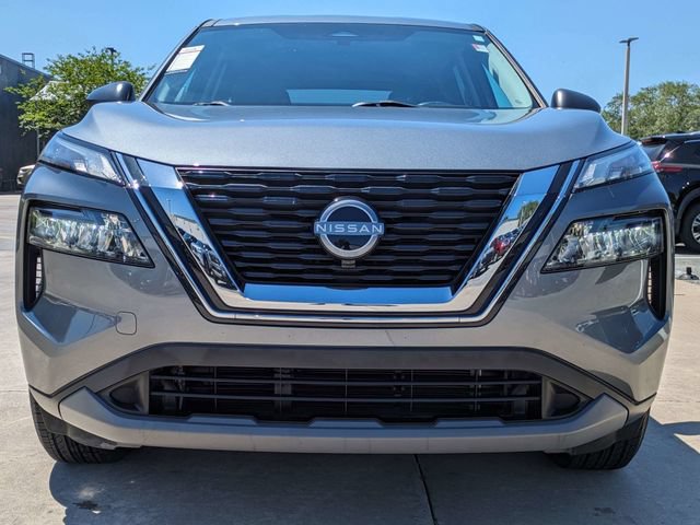 Used 2023 Nissan Rogue S AWD/4WD image 3