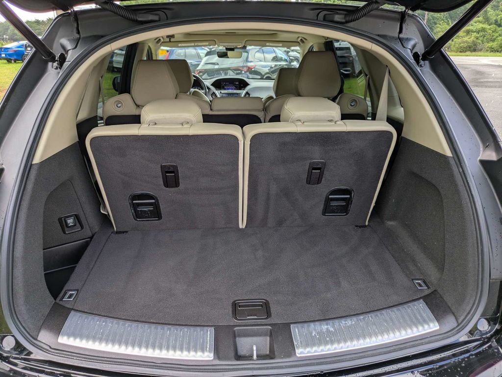 Used 2017 Acura MDX FWD w/ Technology Package image 13