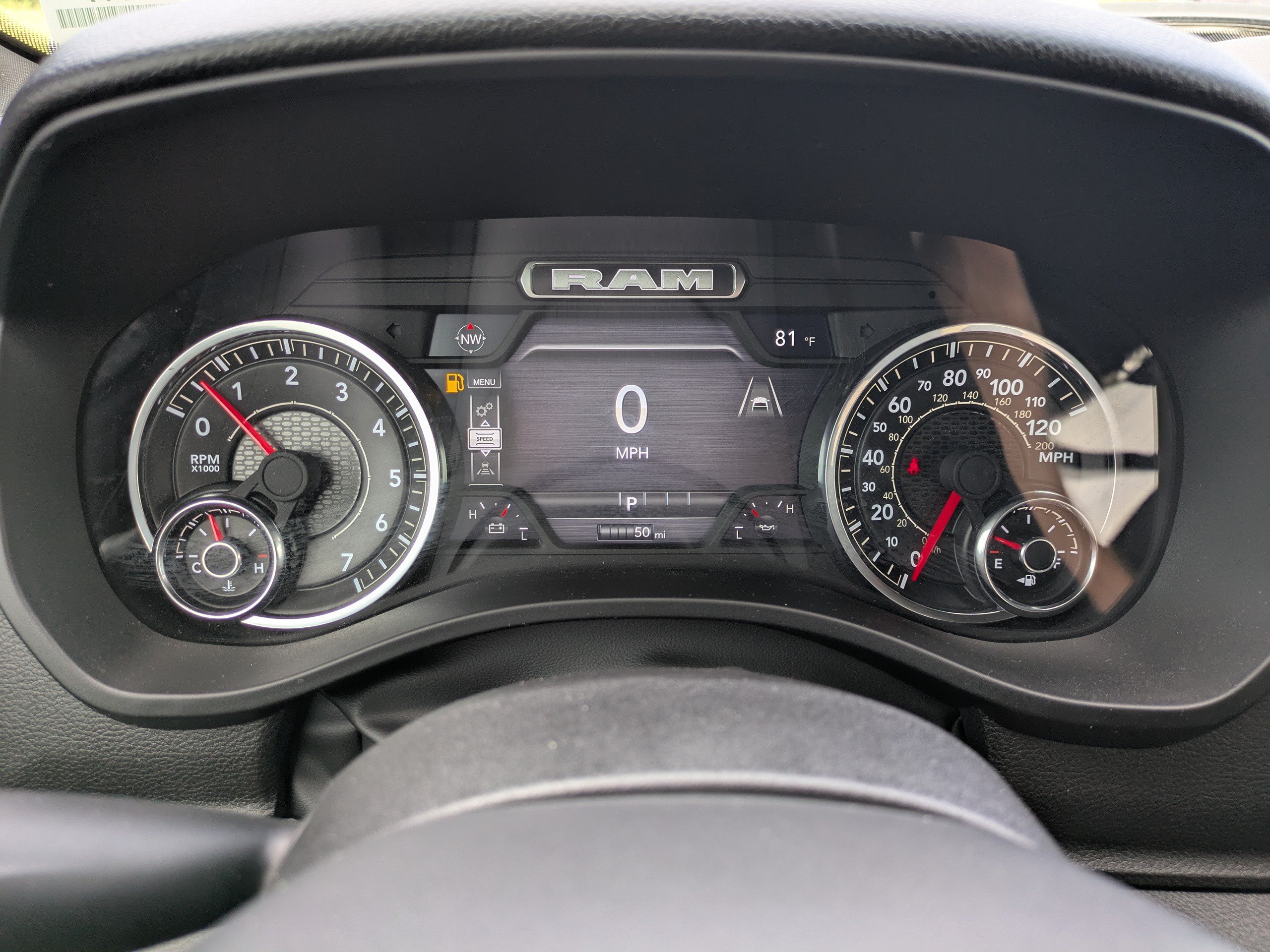 Used 2025 RAM 1500 Warlock AWD/4WD image 24