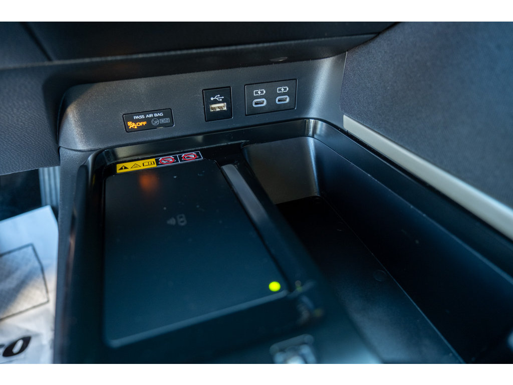 Used 2025 Toyota Camry LE FWD image 27