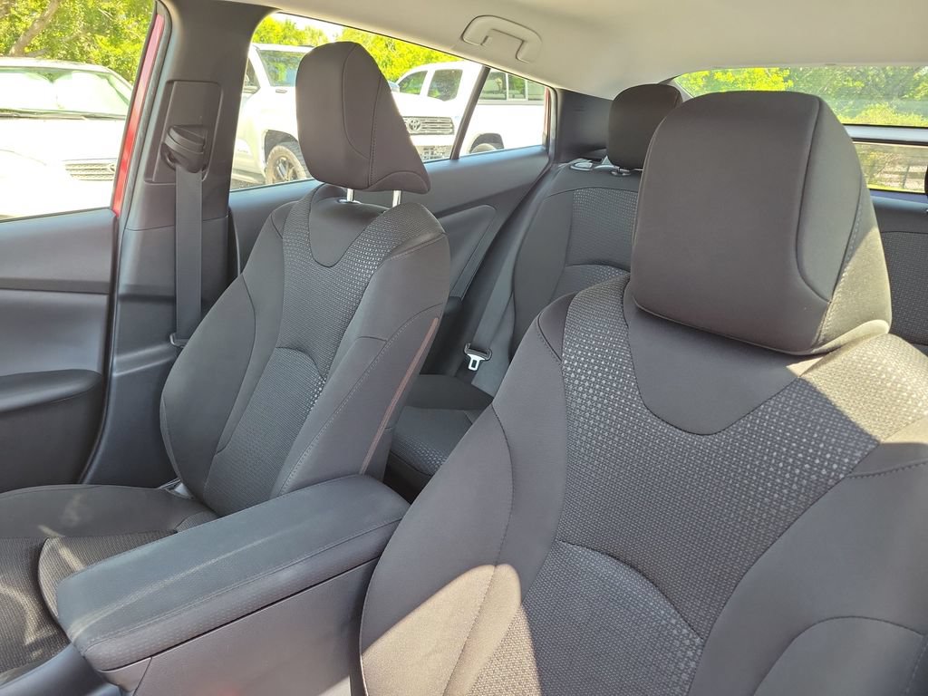 Certified 2020 Toyota Prius LE AWD/4WD image 21