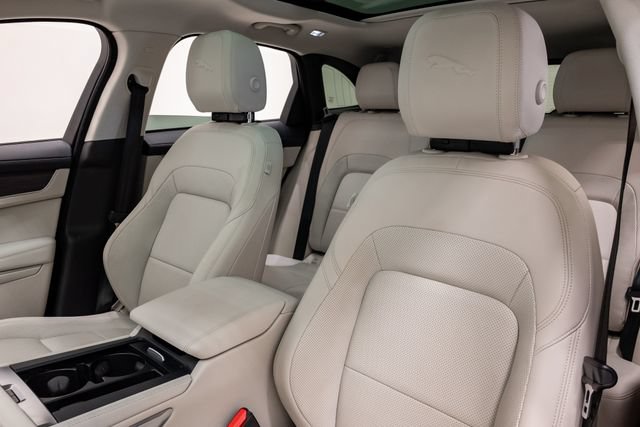 Used 2023 Jaguar F-PACE S AWD/4WD image 10