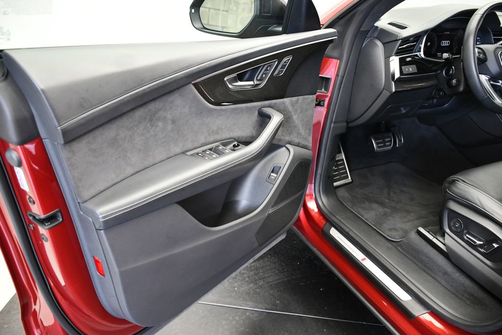 Certified 2021 Audi SQ8 Premium Plus w/ Luxury Package AWD/4WD image 4