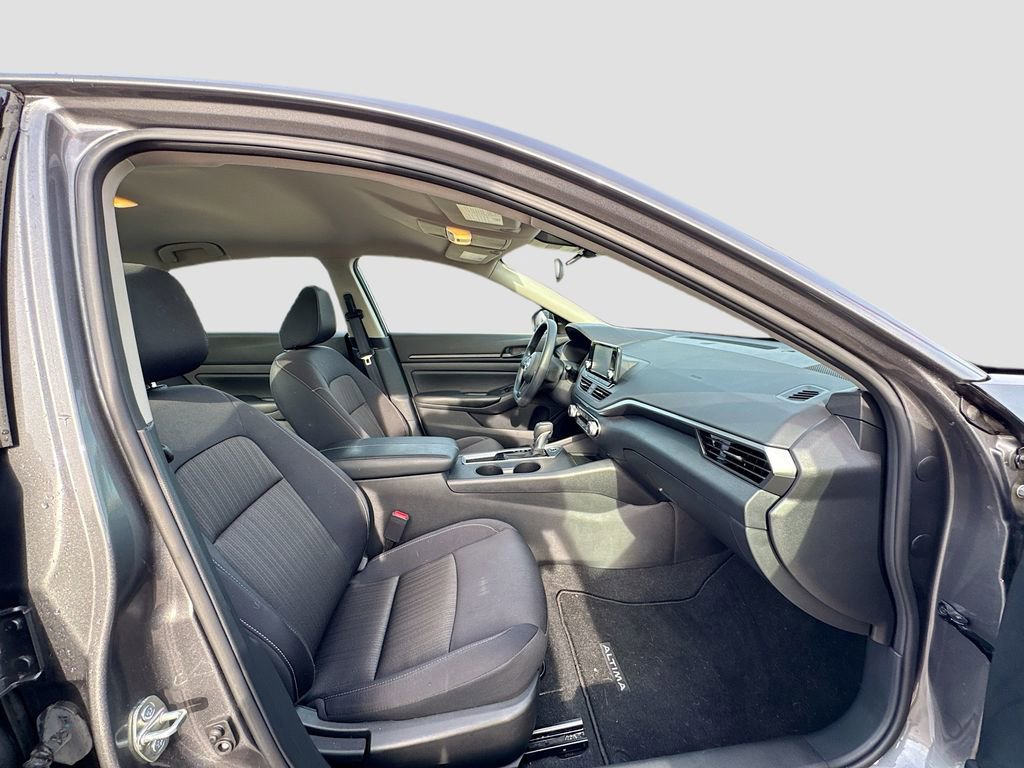 Used 2024 Nissan Altima 2.5 S FWD image 15