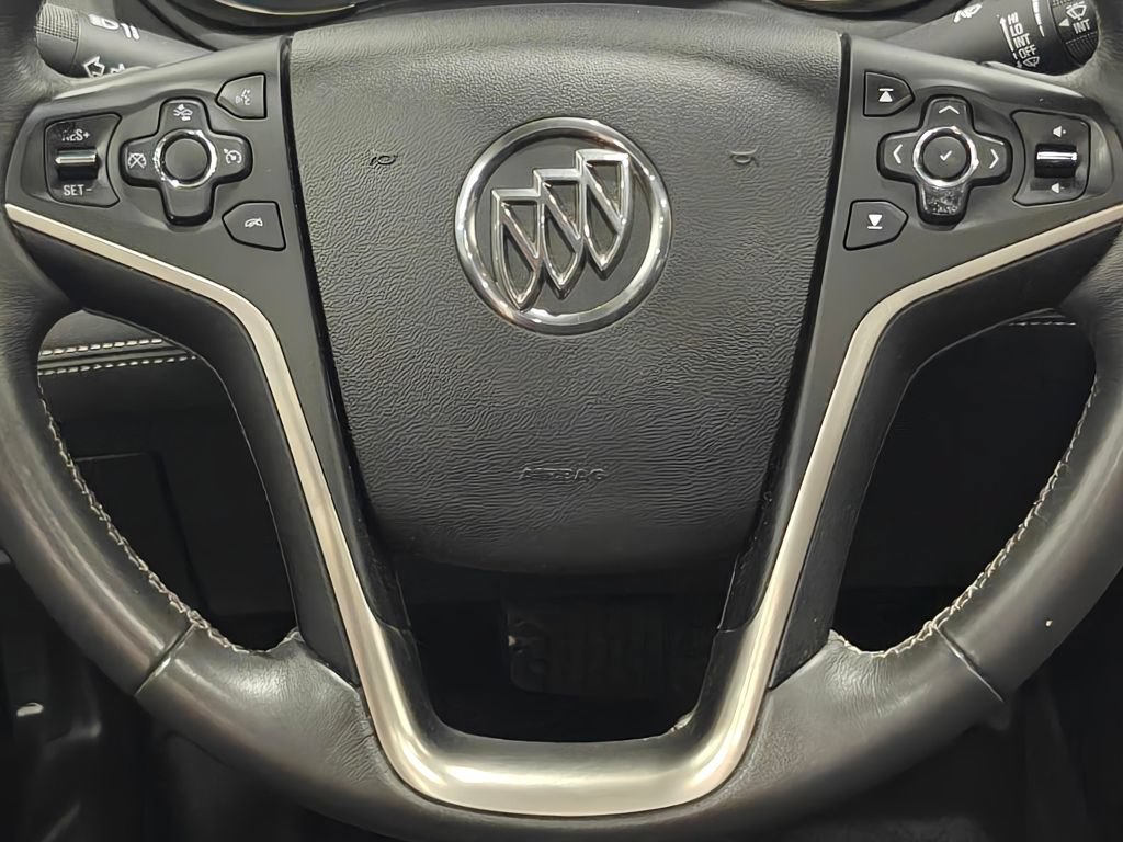 Used 2014 Buick LaCrosse Leather w/ Driver Confidence Package FWD image 4