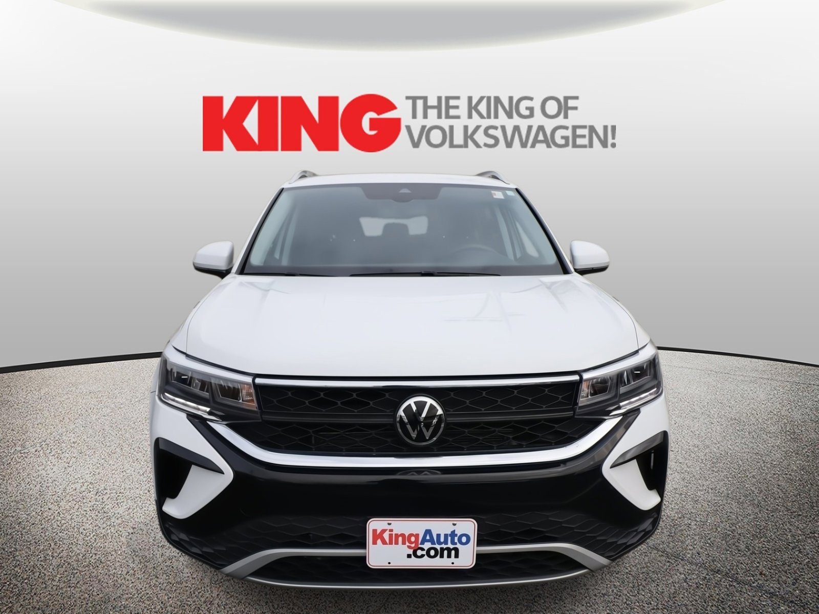 Certified 2022 Volkswagen Taos SE image 9