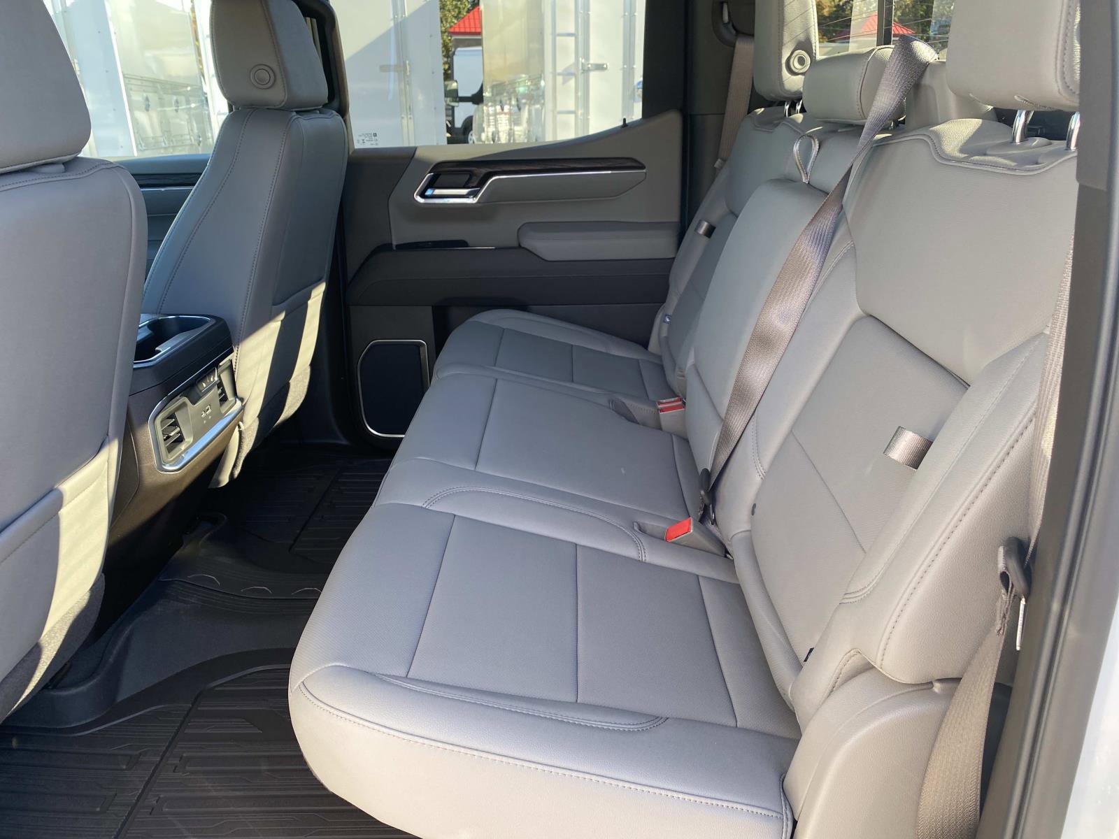 New 2026 GMC Sierra 1500 SLT w/ SLT Premium Plus Package image 8