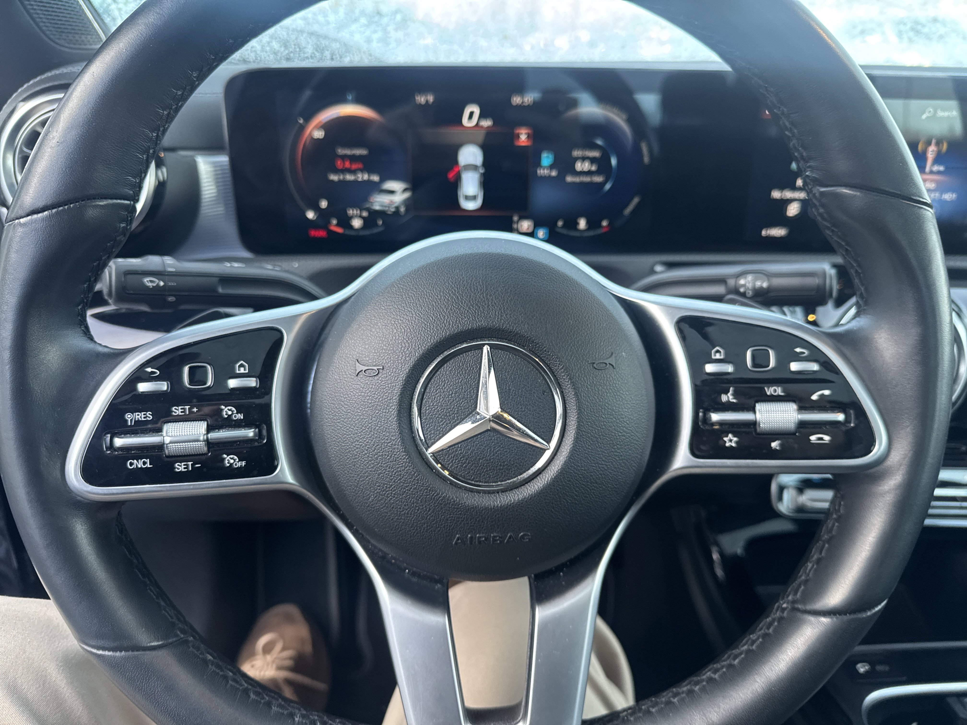 Used 2022 Mercedes-Benz CLA 250 4MATIC image 17