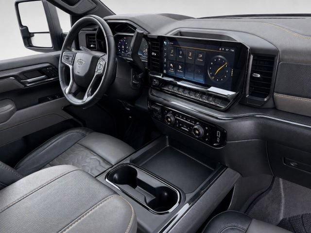 Used 2024 Chevrolet Silverado 2500 ZR2 w/ Technology Package AWD/4WD image 30