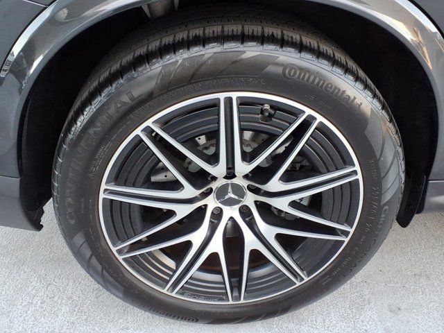 Used 2024 Mercedes-Benz GLC 43 AMG 4MATIC image 24